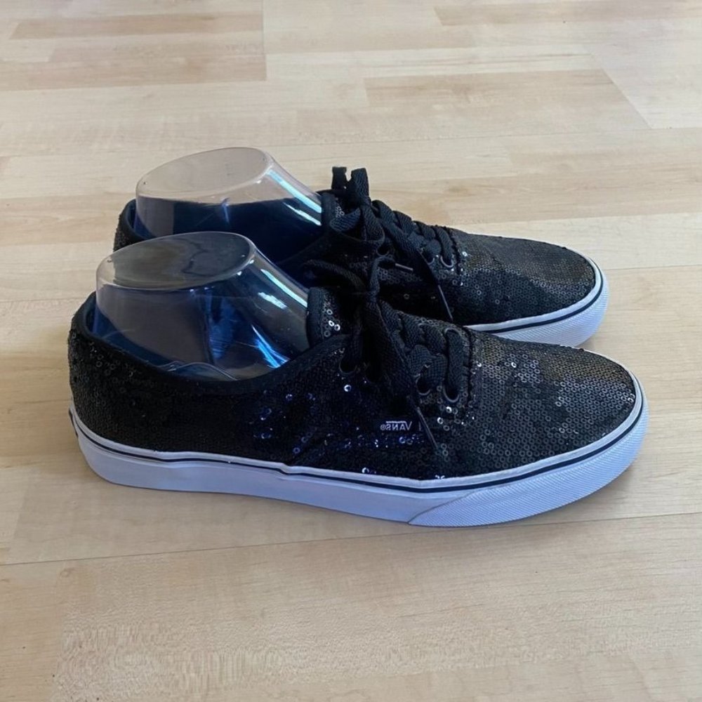 Vans Sequin Low Top Lace Up Sneaker Men's 9 Women's 10.5 (Black)